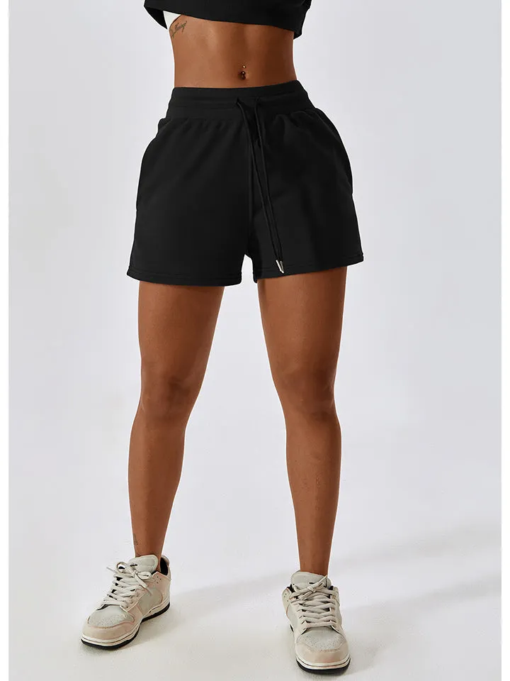 Sportshorts mit Kordelzug und gesmokter Taille